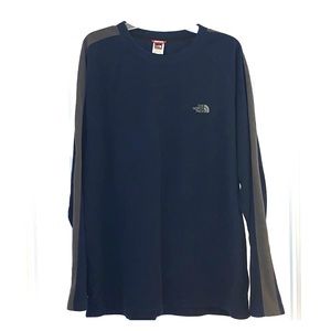 The North Face Men’s XXL crew neck sweatshirt